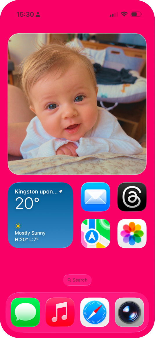DayReel photo widget on an iPhone Home Screen